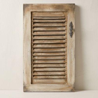 Decorative piece 